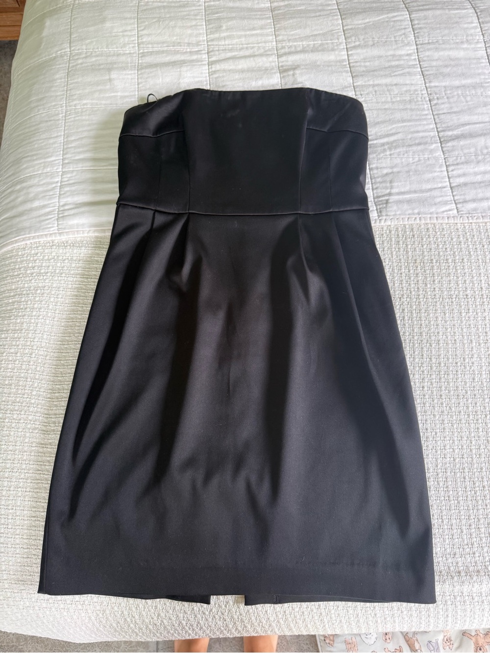 EXPRESS Strapless Black Cocktail Dress